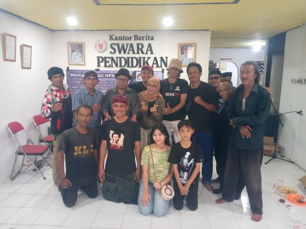 Penyair, Pelajar, Aktivis dan Jurnalis Kompak Peringati Hari Puisi Nasional dan Hardiknas 2025 di Kota Depok