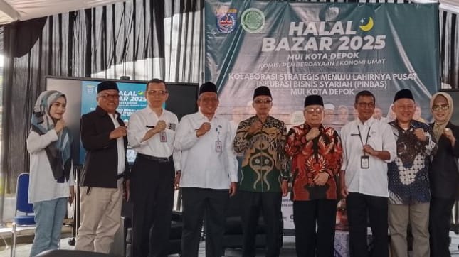 Ketua MUI Kota Depok hadiri acara Pameran UMKM di Halaman Pemkot Depok.Rabu ( 24/9/2024)