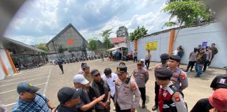 Gedor Demo Kantor Wali Kota Depok, Soroti Bangunan Tanpa Izin dan Dugaan Suap